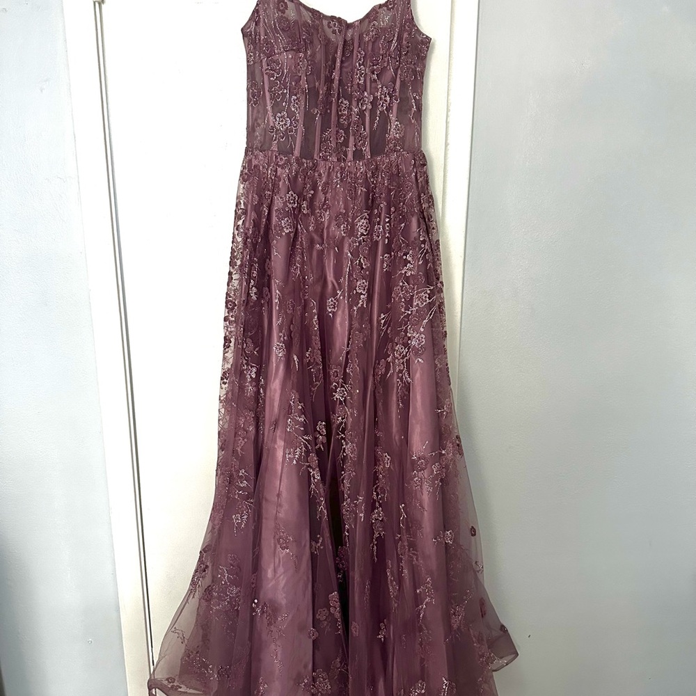 Nina Canacci Mauve Lace Prom Dress